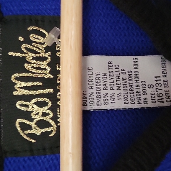 Vintage Bob Mackie Embroidered Blue Silver Dragon Knitted Cardigan - Picture 4 of 15